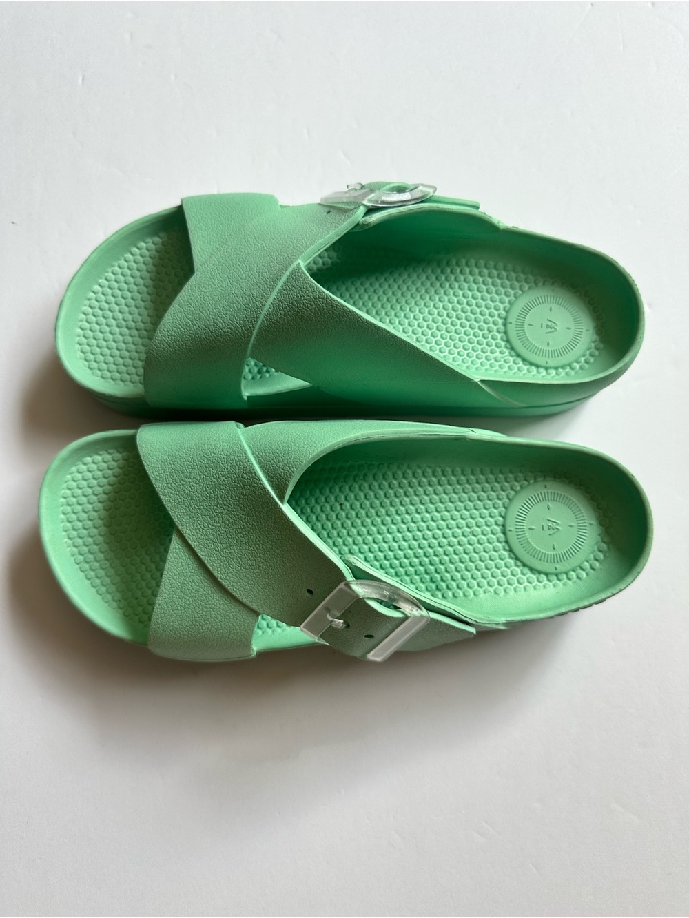 Totes Everywear Cross Buckle Slides Mint Green, Size 6